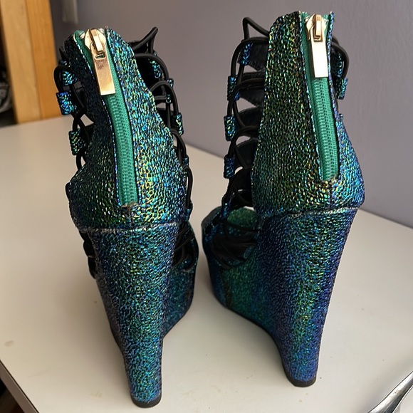 Iridescent platform wedge stilettos 👠 🧜🏼♀️ ✨ size 36 (6) - Picture 4 of 8